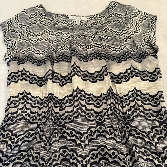 CAbi 100% Silk Women’s Top Blouse Black Gray Cream Cinch Waist Cap Sleeve Medium - Picture 15 of 15